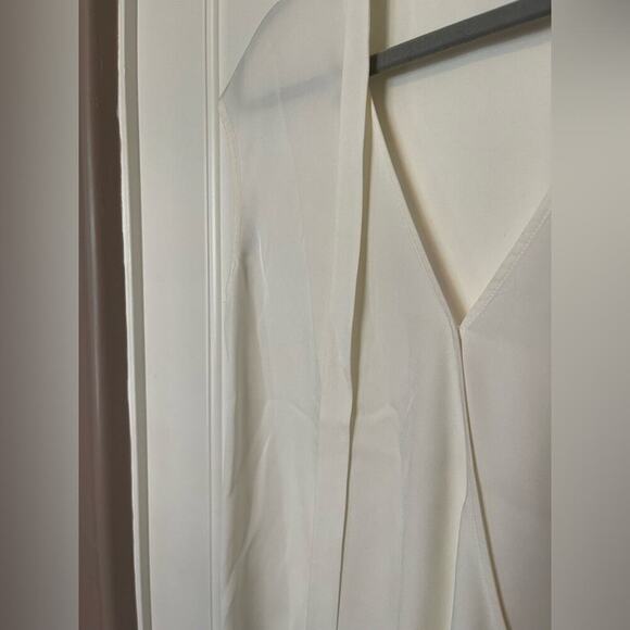 Theory Relaxed Wrap Ivory 100% Silk Tie Neck Blouse S - Picture 4 of 9